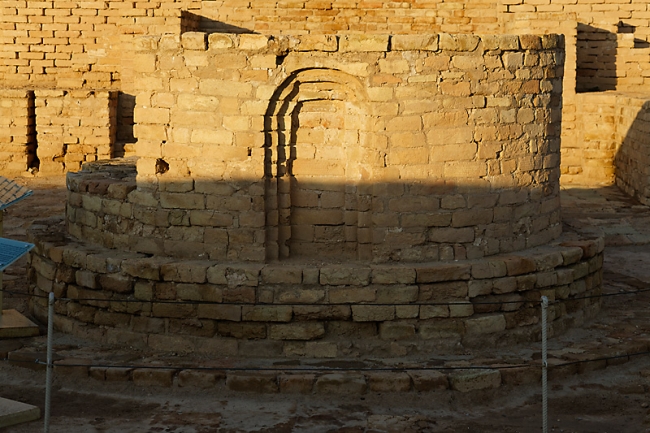 Choqâ Zanbil-Zigourat-012